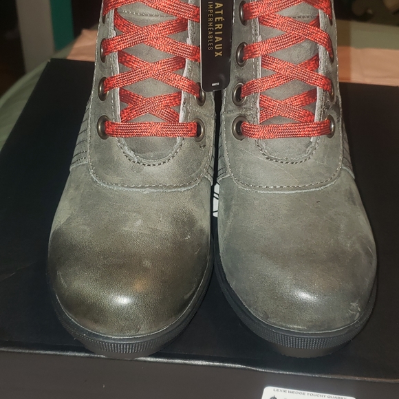 Sorel Boots - Picture 4 of 8